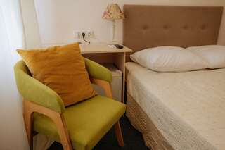 Мини-отель  Albergo Пермь Номер делюкс с 1 двуспальной кроватью-4